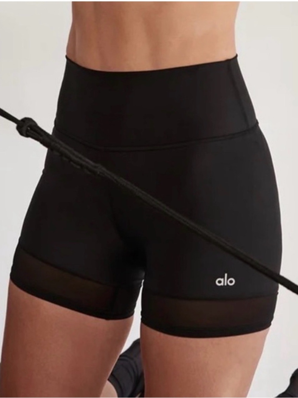 Alo Yoga Women’s 5" Airlift Double Trouble Biker Short - Black Small NWOT